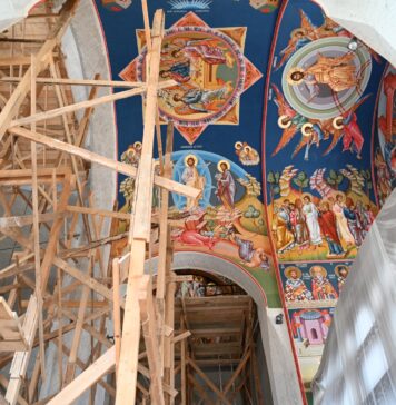 Mânăstirea Christiana din Pipera, ajutată de Primăria Sectorului 2 să termine pictura murală