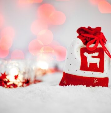 Sezamo își invită clienții să fie „Ajutoarele lui Moș Crăciun” pentru copiii din școlile speciale și spitalele de pediatrie