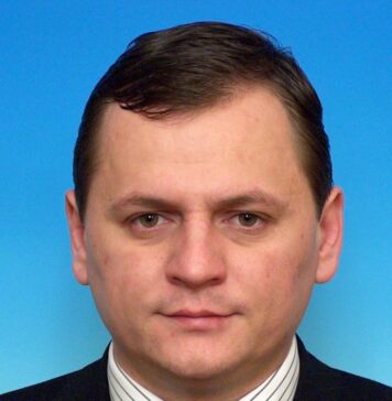 USR cere chemarea directorului SIE, Gabriel Vlase, în Parlament, în urma dezvăluirilor din presă legate de deplasările sale externe