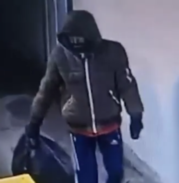 Bărbatul care a furat trei picioare de om, amputate, căuta peturi pe care să le ducă la reciclat