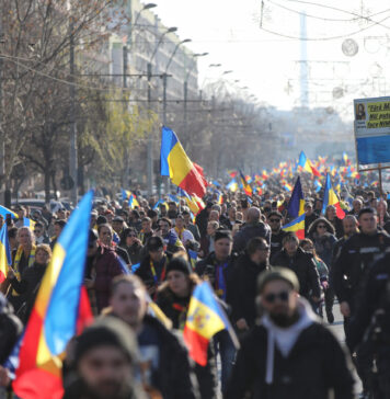 Restricții în trafic, după ce susținătorii lui Georgescu au blocat circulația în centrul Capitalei