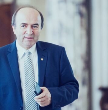 Tudorel Toader, despre o candidatură la alegerile prezidenţiale: Am primit şi primesc sugestii de a candida