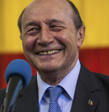 Băsescu: Alegerile prezidenţiale avându-i pe foştii lideri USL în rol de candidaţi, nu sunt altceva decât o garanţie a unui nou eşec al veşnicei şi toxicei alianţe PSD – PNL!