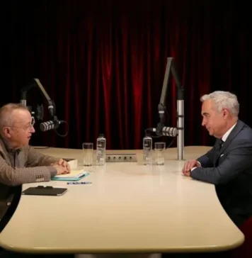 Călin Georgescu: „Despre România, diplomaților americani li se spune că suntem „trădători utili”. Americanilor nu le plac lacheii, dar se folosesc de ei”