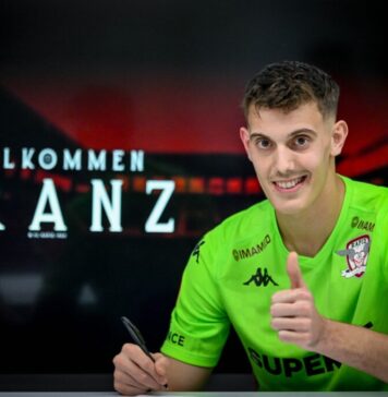 Rapid Bucureşti l-a împrumutat pe portarul Franz Stolz de la Genoa