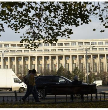 Guvern: 2 mai va fi zi liberă pentru sectorul public