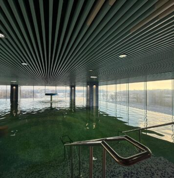 FOTO/ Primăria Sectorului 3: Lucrările de la complexul acvatic din Parcul Pantelimon sunt aproape de finalizare