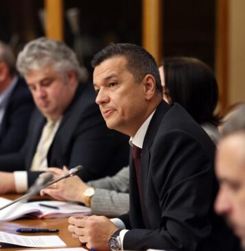 Sorin Grindeanu: Bugetul Ministerului Transporturilor, avizat de Comisii. Este cel mai mare buget după 1989 pentru acest domeniu!