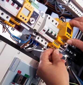 Sute de elevi din Sectorul 3 beneficiază de avantajele învățământului dual. Primăria Sectorului 3 a încheiat noi acorduri cu o serie de operatori economici