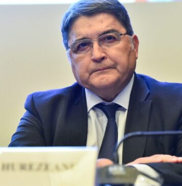 Hurezeanu, chemat de urgenţă la Guvern să explice declarațiile controversate din spațiul public
