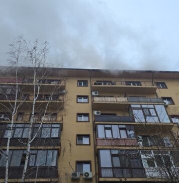 Ilfov: Incendiu la un bloc cu şapte etaje şi mansardă, în Chiajna. Două persoane au făcut atac de panică