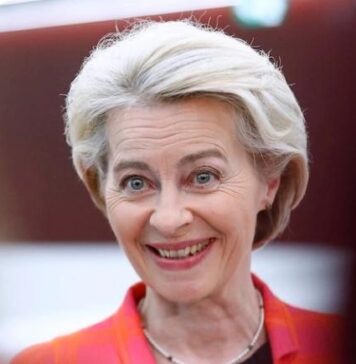 Diana Şoşoacă: Ursula von der Leyen trebuie să demisioneze; bagă Europa în război cu toată lumea