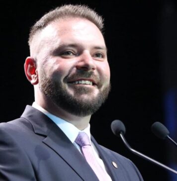 Vlad Popescu Piedone, primarul Sectorului 5: Am dispus ca de luna această, societățile Salubrizare Sector 5 și Amenajare Edilitară Sector 5 să demareze o amplă acțiune de curățenie