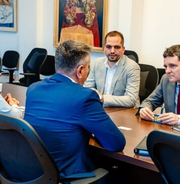 Compania care modernizează 21 de km de linii de tramvai va finanța lucrările până la obținerea fondurilor UE