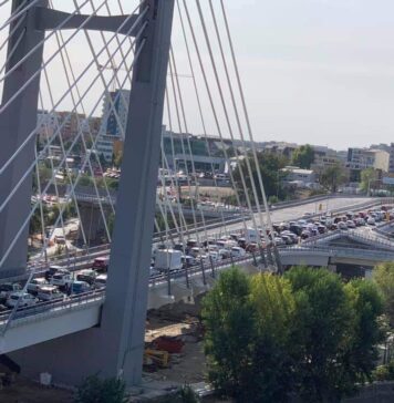 Melania Medeleanu, exasperată de traficul din Capitală: „80 de nesimțiți, de șmecheri, care-i fac pe fraierii care respectă regulile”