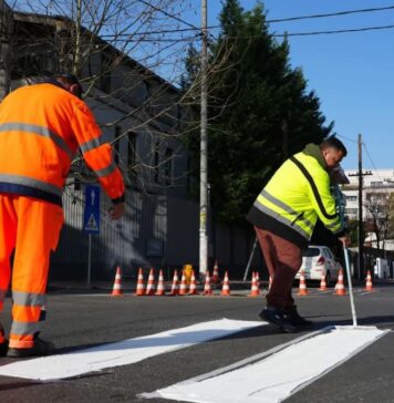 În Sectorul 3 se refac marcajele pentru trecerile de pietoni și parcările de reședință