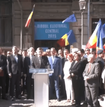 Crin Antonescu, la depunerea candidaturii: „Nu mă clatin”