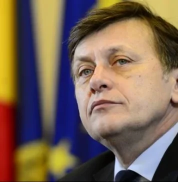 Crin Antonescu își depune candidatura duminică la BEC