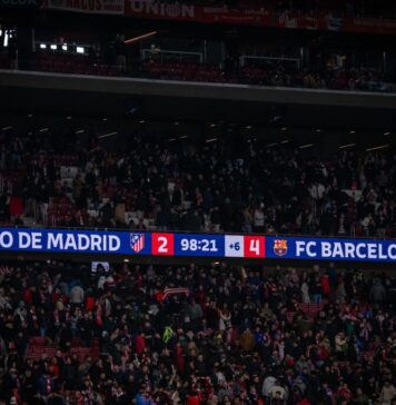 FC Barcelona a câştigat derby-ul cu Atletico Madrid (4-2) şi rămâne lider în La Liga