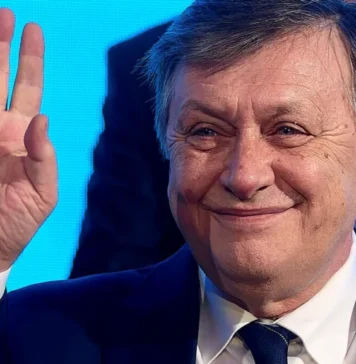 Crin Antonescu spune că, dacă va fi președinte, serviciile secrete și justiția nu vor mai face politică