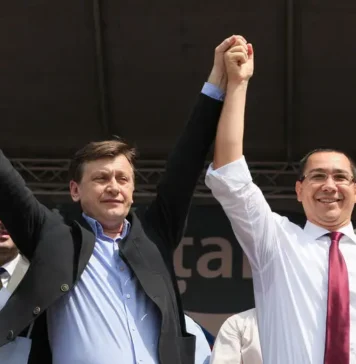 Crin Antonescu: Ponta e un trădător