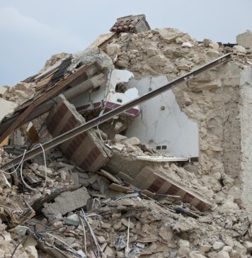 Studiu – Peste 20.000 de clădiri din București sunt în pericol în caz de cutremur. Ce putem face pentru a evita o tragedie?