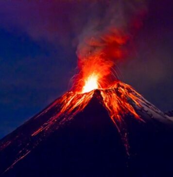 Atenționare de călătorie în Indonezia – o nouă erupție vulcanică afectează insulele Flores și Bali