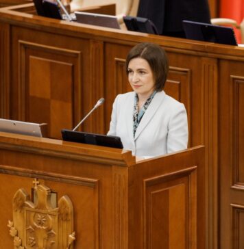 Maia Sandu, în plenul Parlamentului Republicii Moldova: Sarcina noastră este să păstrăm stabilitatea internă și să aderăm la UE în următorii 4 ani