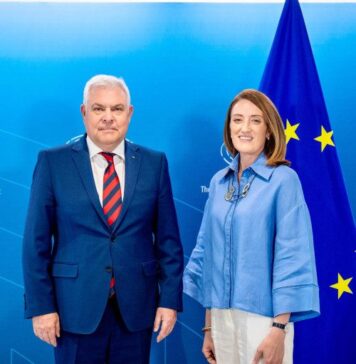 DefMin Tilvar meets EP president Roberta Metsola on the sidelines of his official visit to Brussels