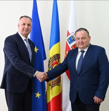 Directorul general cu atribuții de secretar de stat al Departamentului pentru Relația cu Republica Moldova (DRRM), întâlnire cu rectorul Universității de Stat de Medicină și Farmacie „Nicolae Testemițanu”, prof. univ. dr. Emil Ceban