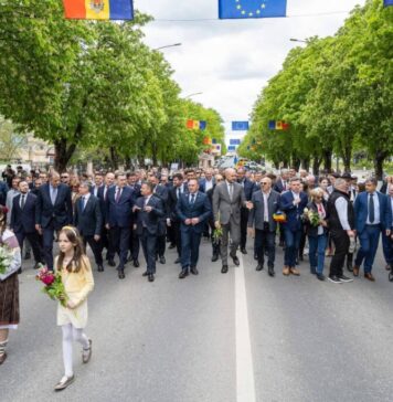 Festivalul „Podul de Flori” // DRRM marchează începutul construcției podului Ungheni–Golăeşti