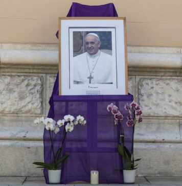 Papa Francisc și-a pregătit din timp funeraliile: mormânt simplu, cheltuieli acoperite de un binefăcător anonim