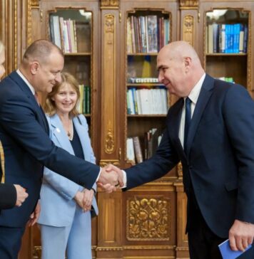 Ambasadoarea SUA și președintele onorific al AmCham au mers la Cotroceni