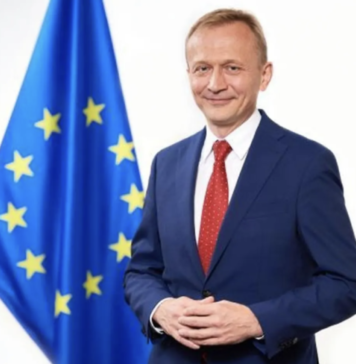 Commissioner for Budget, Anti-Fraud and Public Administration Serafin to meet interim president Bolojan, PM Ciolacu