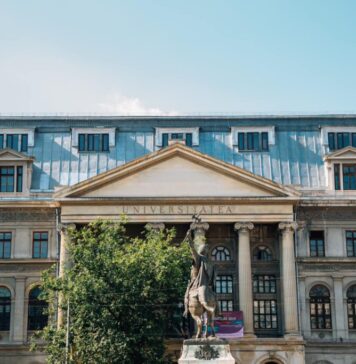 Universitatea din Bucureşti solicită candidaţilor la Preşedinţie să semneze o Declaraţie în 8 puncte prin care vor afirma fără echivoc angajamentul pentru apartenenţa României la UE şi la NATO, precum şi pentru Parteneriatul strategic cu SUA