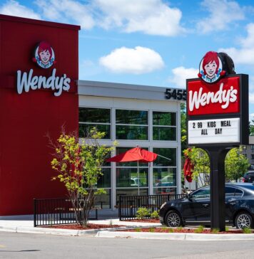 Wendy’s deschide prima locație din București, la Mega Mall