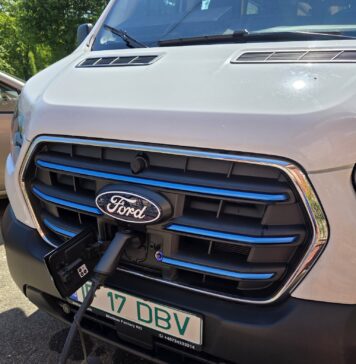 Microbuze electrice noi, la două unități de învățământ din Brănești, județul Ilfov