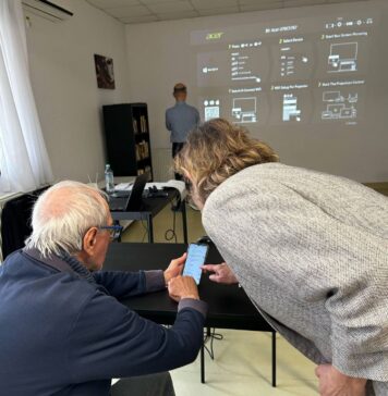 DGASMB și Fundația Vodafone România au finalizat prima etapă a unui program dedicat incluziunii digitale a persoanelor vârstnice