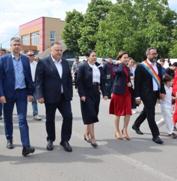 Departamentul pentru Relația cu Republica Moldova, la evenimentele festive organizate în fața Centrului Multifuncțional Socio-Cultural Costești