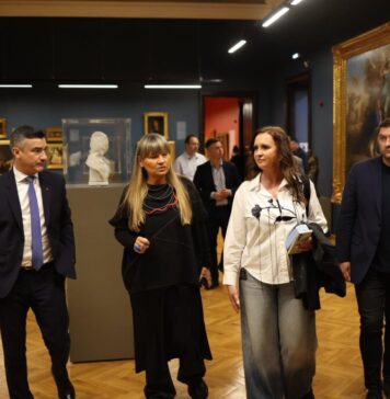 Natalia Intotero, ministrul Culturii, întâlnire de lucru cu primarul Mihai Chirica și conducerea Teatrului Național „Vasile Alecsandri”, cu privire la situația Teatrului Cub