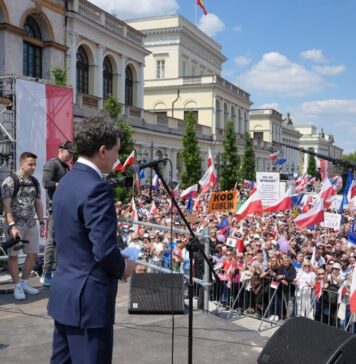 Nicușor Dan, în Polonia: Credeți în victoria voastră, așa cum noi am crezut în victoria noastră