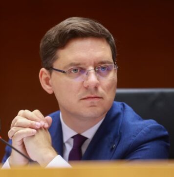 Victor Negrescu: Decizia Curții Constituționale privind declarațiile de avere și de interese este regretabilă. Accesul cetățenilor și a presei la informații este esențial pentru încrederea în democrație