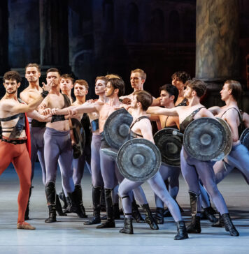 Baletul „Spartacus” la Bucharest Opera Festival cu ansamblurile Teatrului Național de Operă și Balet din Chișinău