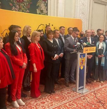 AUR anunţă marţi că refuză să participe la simulacrul de consultări şi proceduri parlamentare privind formarea unui nou guvern