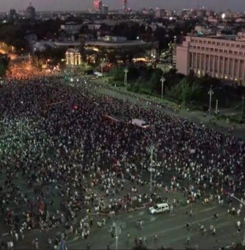 Mitingul de duminică seară din centrul Bucureștiului organizat pentru vizionarea publică a exit-pollurilor a fost anulat