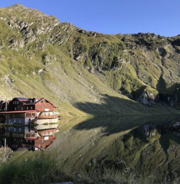 Meteorologists report coldest night over past 46 years at Balea Lac