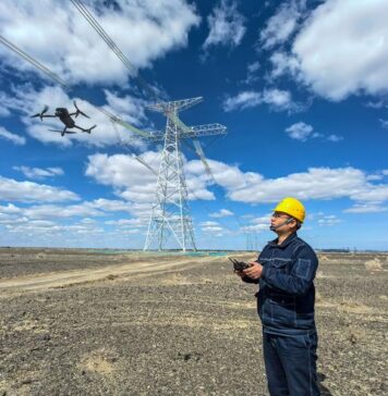 New ultra-high voltage project begins operation to deliver power from Xinjiang to Chongqing