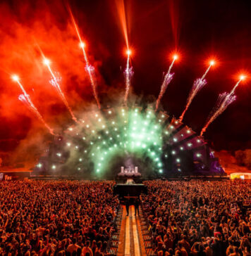 Avertisment de la Guvernul Britanic pentru tinerii care vin la festivaluri în România: „Aveți grijă ce beți din pahare!”