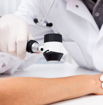 Consultații dermatologice gratuite în iunie – Caravana Derma ajunge în Ilfov