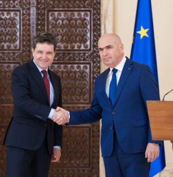 Economistul Adrian Negrescu: Politica „drujbei financiare” a Guvernului lovește în cetățeni și ignoră adevăratele surse ale risipei bugetare